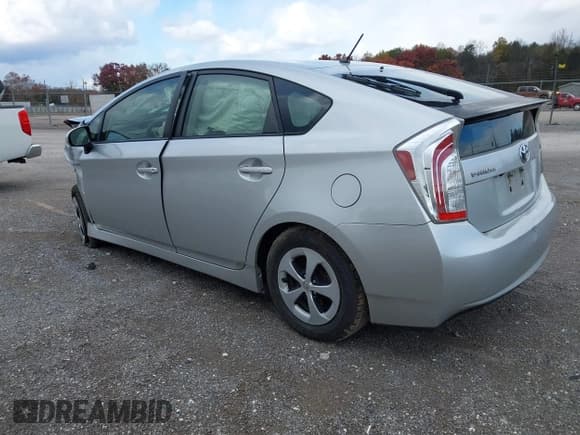✅ 2013 Toyota Prius Three • VIN: JTDKN3DU9D1717652 • Lot: 43577457. Listed on IAAI with Not provided. Free auction sales archive from the USA and detailed vehicle history report at DreamBid. Image 3.