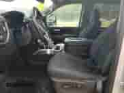 2021 Chevrolet Silverado 2500HD LT z VIN 1GC1YNE7XMF225318, wystawiony jako Copart lot #67528574 z przebiegiem 87 780 mil mil oraz Czysty tytuł • Clean title. Historia ofert i sprzedaży dostępna na DreamBid. Obrazek 7.