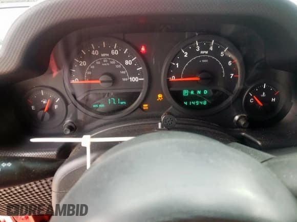 ✅ 2007 Jeep Wrangler Unlimited X • VIN: 1J4GA39197L151818 • Lot: 91886245. Wystawiony na Copart z przebiegiem 414 948 mil. Bezpłatny archiwum sprzedaży aukcyjnych z USA i szczegółowy raport historii pojazdu na DreamBid. Zdjęcie 9.