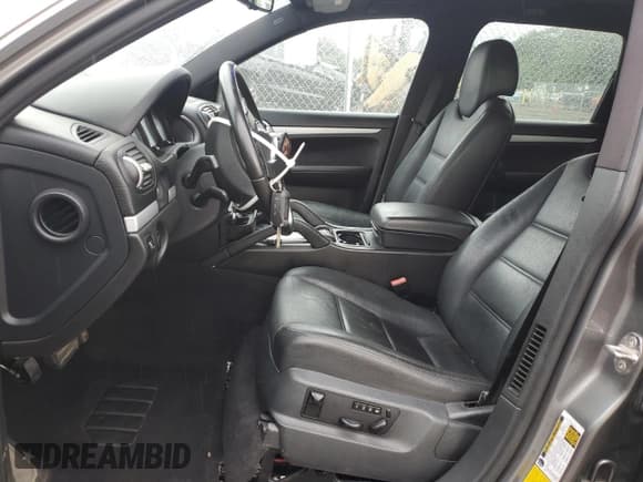 ✅ 2009 Porsche Cayenne • VIN: WP1AA29P39LA09685 • Лот: 63145005. Опубликован ранее на Copart с пробегом 107 998 миль. Бесплатный доступ к архиву аукционных продаж из США и подробный отчёт об истории автомобиля на DreamBid. Изображение 7.