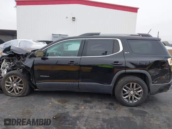 ✅ 2017 GMC Acadia SLT • VIN: 1GKKNMLA8HZ289386 • Lot: 43779642. Listed on IAAI with 101,248 mi. Free auction sales archive from the USA and detailed vehicle history report at DreamBid. Image 13.