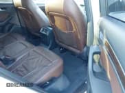 ✅ 2017 Audi Q5 Premium • VIN: WA1C2AFP7HA063663 • Lot: 43631350. Wystawiony na IAAI z przebiegiem 160 863 mil. Bezpłatny archiwum sprzedaży aukcyjnych z USA i szczegółowy raport historii pojazdu na DreamBid. Zdjęcie 8.