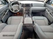 ✅ 2007 Jeep Grand Cherokee Laredo • VIN: 1J8GR48K57C680366 • Lot: 91574885. Listed on Copart with 166,498 mi. Free auction sales archive from the USA and detailed vehicle history report at DreamBid. Image 8.