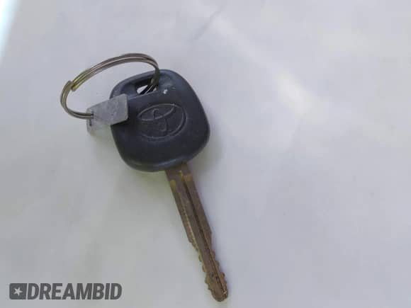 2002 Toyota Highlander с VIN JTEGF21A420065285, выставлен на аукционе IAAI как лот 42408826 с пробегом 207 436 миль миль и . История ставок и продаж доступна на DreamBid. Изображение 11.