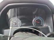 ✅ 2019 GMC Sierra 2500HD Denali • VIN: 1GT12SEY7KF205548 • Lot: 93086225. Wystawiony na Copart z przebiegiem Nie podano. Bezpłatny archiwum sprzedaży aukcyjnych z USA i szczegółowy raport historii pojazdu na DreamBid. Zdjęcie 9.