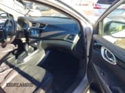 ✅ 2017 Nissan Sentra SV • VIN: 3N1AB7APXHY257819 • Лот: 43537868. Опубликован ранее на IAAI с пробегом 117 993 миль. Бесплатный доступ к архиву аукционных продаж из США и подробный отчёт об истории автомобиля на DreamBid. Изображение 5.