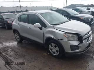 2015 Chevrolet Trax LS с VIN KL7CJKSB8FB157922, выставлен на аукционе IAAI как лот 43511267 с пробегом 44 080 миль миль и . История ставок и продаж доступна на DreamBid. Изображение 1.