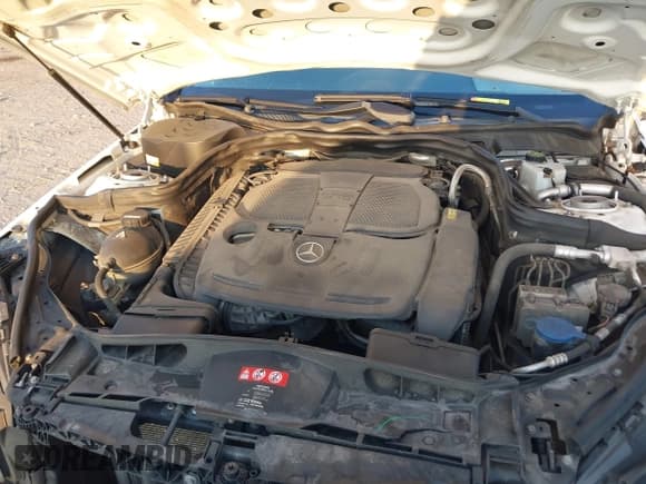 ✅ 2014 Mercedes-Benz E 350 Luxury • VIN: WDDHF8JB1EA834303 • Lot: 43232062. Wystawiony na IAAI z przebiegiem 147 606 mil. Bezpłatny archiwum sprzedaży aukcyjnych z USA i szczegółowy raport historii pojazdu na DreamBid. Zdjęcie 10.