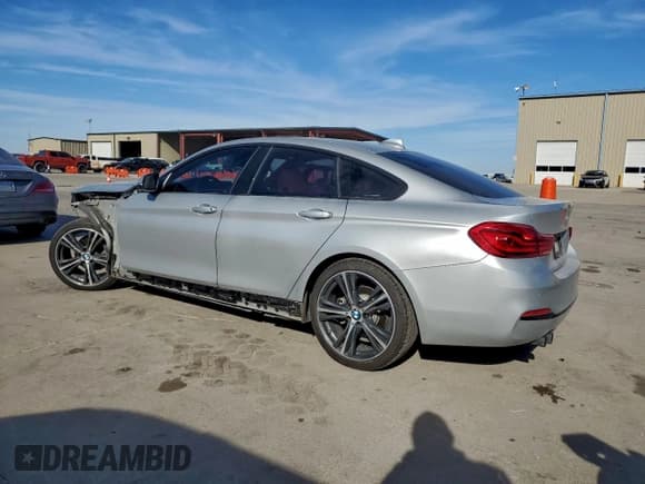 ✅ 2018 BMW 4 Series 430i • VIN: WBA4J1C58JBG81106 • Lot: 91780595. Wystawiony na Copart z przebiegiem 73 419 mil. Bezpłatny archiwum sprzedaży aukcyjnych z USA i szczegółowy raport historii pojazdu na DreamBid. Zdjęcie 2.