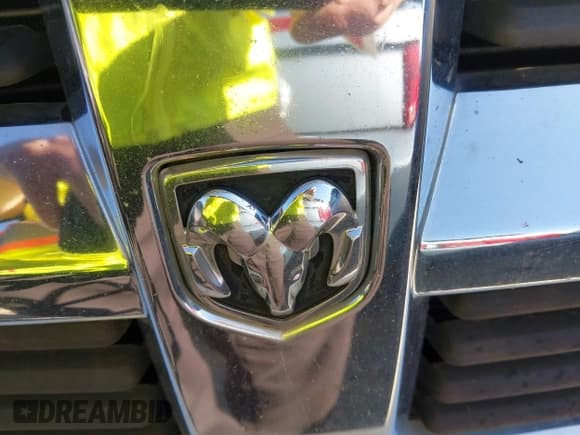 ✅ 2008 Dodge Nitro SLT • VIN: 1D8GU58K68W145348 • Lot: 43487323. Wystawiony na IAAI z przebiegiem 302 858 mil. Bezpłatny archiwum sprzedaży aukcyjnych z USA i szczegółowy raport historii pojazdu na DreamBid. Zdjęcie 12.