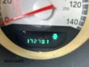 ✅ 2009 Dodge Challenger SE • VIN: 2B3LJ44V89H577103 • Lot: 48202545. Wystawiony na Copart z przebiegiem 172 791 mil. Bezpłatny archiwum sprzedaży aukcyjnych z USA i szczegółowy raport historii pojazdu na DreamBid. Zdjęcie 8.