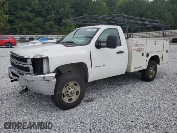 ✅ 2011 Chevrolet Silverado 2500HD Work Truck • VIN: 1GB0CVCG3BF159189 • Lot: 64138344. Wystawiony na Copart z przebiegiem 302 778 mil. Bezpłatny archiwum sprzedaży aukcyjnych z USA i szczegółowy raport historii pojazdu na DreamBid. Zdjęcie 1.