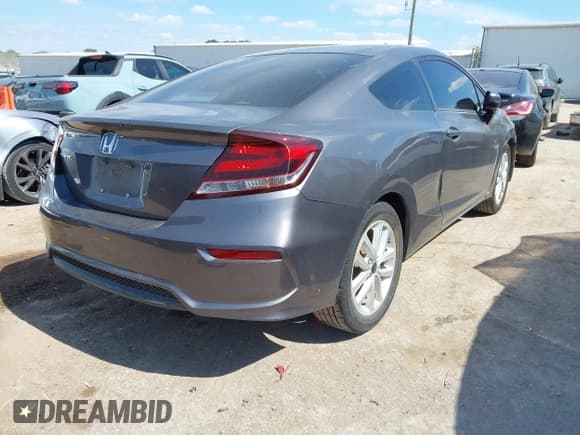 ✅ 2015 Honda Civic LX • VIN: 2HGFG3B54FH518425 • Лот: 43326139. Опубликован ранее на IAAI с пробегом 131 929 миль. Бесплатный доступ к архиву аукционных продаж из США и подробный отчёт об истории автомобиля на DreamBid. Изображение 4.