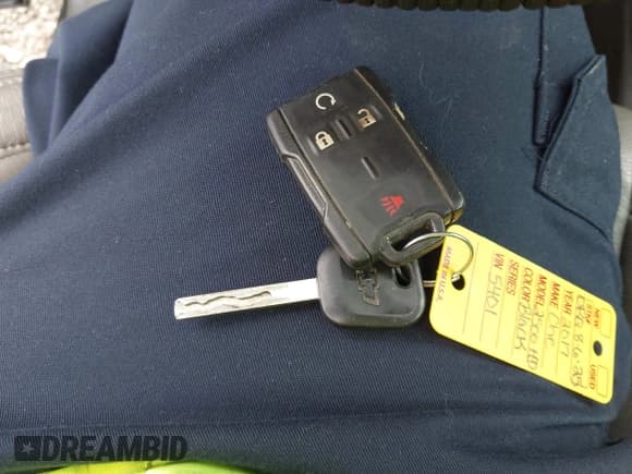 ✅ 2017 Chevrolet Silverado 2500HD Work Truck • VIN: 1GC1KUEG9HF105401 • Лот: 42952053. Опубликован ранее на IAAI с пробегом 84 654 миль. Бесплатный доступ к архиву аукционных продаж из США и подробный отчёт об истории автомобиля на DreamBid. Изображение 11.