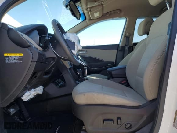 ✅ 2017 Hyundai Santa Fe 2.4L • VIN: 5NMZUDLB9HH019304 • Lot: 57956045. Wystawiony na Copart z przebiegiem 140 037 mil. Bezpłatny archiwum sprzedaży aukcyjnych z USA i szczegółowy raport historii pojazdu na DreamBid. Zdjęcie 7.