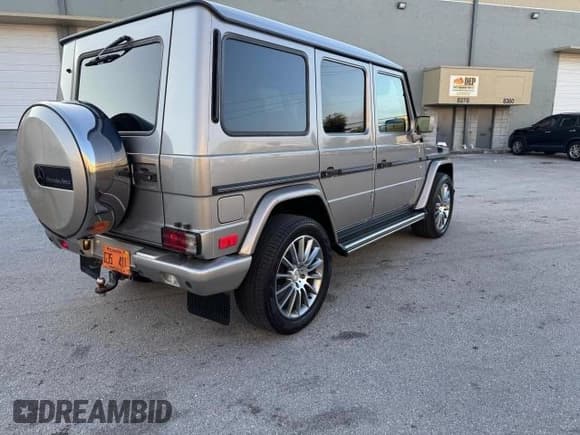 ✅ 2003 Mercedes-Benz G 500 • VIN: WDCYR49E33X140998 • Лот: 88914945. Опубликован ранее на Copart с пробегом 84 737 миль. Бесплатный доступ к архиву аукционных продаж из США и подробный отчёт об истории автомобиля на DreamBid. Изображение 4.
