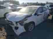 2019 Chevrolet Cruze LT z VIN 1G1BE5SM0K7112324, wystawiony jako Copart lot #31966722 z przebiegiem 19 452 mil mil oraz . Historia ofert i sprzedaży dostępna na DreamBid. Obrazek 2.