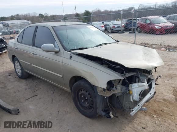 ✅ 2000 Nissan Sentra XE • VIN: 3N1CB51D0YL352101 • Лот: 41414719. Опубликован ранее на IAAI с пробегом 161 973 миль. Бесплатный доступ к архиву аукционных продаж из США и подробный отчёт об истории автомобиля на DreamBid. Изображение 1.