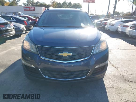 ✅ 2014 Chevrolet Traverse LS • VIN: 1GNKRFED9EJ225412 • Lot: 43590821. Wystawiony na IAAI z przebiegiem 175 248 mil. Bezpłatny archiwum sprzedaży aukcyjnych z USA i szczegółowy raport historii pojazdu na DreamBid. Zdjęcie 13.
