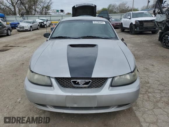 ✅ 2001 Ford Mustang Standard • VIN: 1FAFP40401F200672 • Lot: 51295345. Listed on Copart with Not provided. Free auction sales archive from the USA and detailed vehicle history report at DreamBid. Image 5.