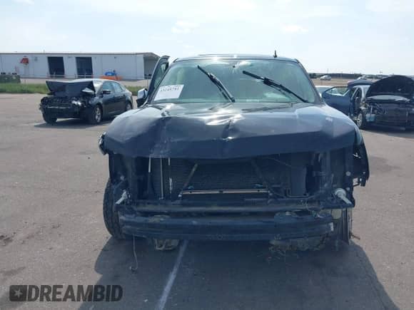 2007 Chevrolet Tahoe LTZ с VIN 1GNFK13057J135850, выставлен на аукционе IAAI как лот 43245781 с пробегом Не указан миль и . История ставок и продаж доступна на DreamBid. Изображение 12.