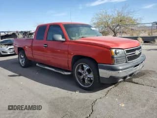 ✅ 2006 Chevrolet Silverado 1500 LS • VIN: 1GCEC19X36Z287678 • Лот: 76550934. Опубликован ранее на Copart с пробегом 211 914 миль. Бесплатный доступ к архиву аукционных продаж из США и подробный отчёт об истории автомобиля на DreamBid. Изображение 4.