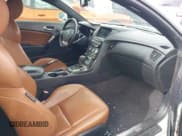 ✅ 2013 Hyundai Genesis Coupe Grand Touring • VIN: KMHHU6KJ9DU093675 • Lot: 43677074. Wystawiony na IAAI z przebiegiem 192 721 mil. Bezpłatny archiwum sprzedaży aukcyjnych z USA i szczegółowy raport historii pojazdu na DreamBid. Zdjęcie 5.