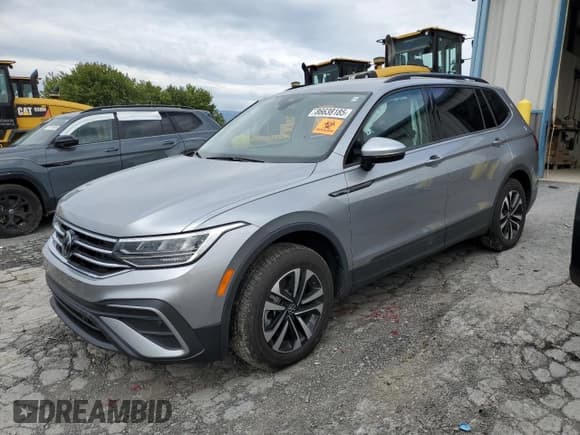 ✅ 2024 Volkswagen Tiguan S • VIN: 3VVFB7AX5RM187062 • Лот: 86638185. Опубликован ранее на Copart с пробегом 10 170 миль. Бесплатный доступ к архиву аукционных продаж из США и подробный отчёт об истории автомобиля на DreamBid. Изображение 1.