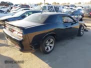 ✅ 2016 Dodge Challenger SXT Plus • VIN: 2C3CDZAG0GH338770 • Лот: 43645873. Опубликован ранее на IAAI с пробегом 99 808 миль. Бесплатный доступ к архиву аукционных продаж из США и подробный отчёт об истории автомобиля на DreamBid. Изображение 4.