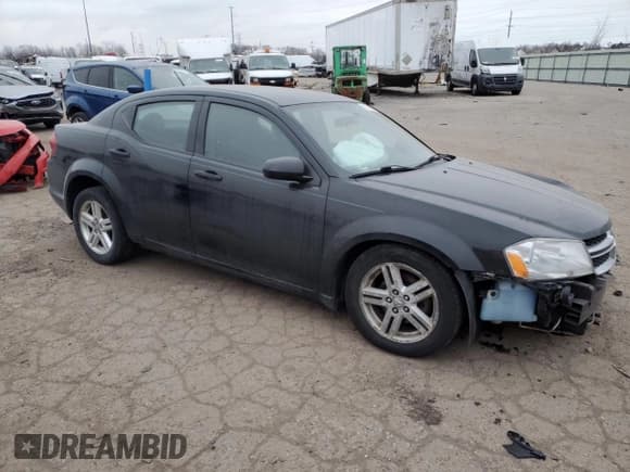 ✅ 2012 Dodge Avenger SXT • VIN: 1C3CDZCB0CN219670 • Лот: 41638125. Опубликован ранее на Copart с пробегом 260 551 миль. Бесплатный доступ к архиву аукционных продаж из США и подробный отчёт об истории автомобиля на DreamBid. Изображение 4.