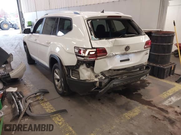 ✅ 2018 Volkswagen Atlas S • VIN: 1V2GR2CA4JC517109 • Лот: 40972060. Опубликован ранее на IAAI с пробегом 109 117 миль. Бесплатный доступ к архиву аукционных продаж из США и подробный отчёт об истории автомобиля на DreamBid. Изображение 3.