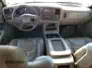 2003 Chevrolet Silverado 1500 LS с VIN 2GCEK19T431187982, выставлен на аукционе Copart как лот 81537033 с пробегом 302 385 миль миль и На запчасти • Non repairable. История ставок и продаж доступна на DreamBid. Изображение 8.