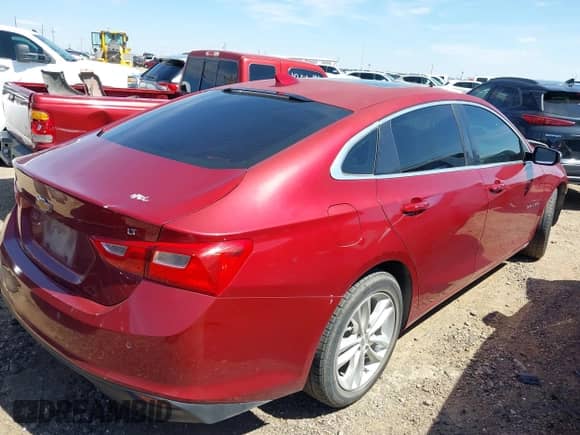 2017 Chevrolet Malibu LT с VIN 1G1ZE5ST9HF145620, выставлен на аукционе IAAI как лот 43122119 с пробегом 142 833 миль миль и . История ставок и продаж доступна на DreamBid. Изображение 4.