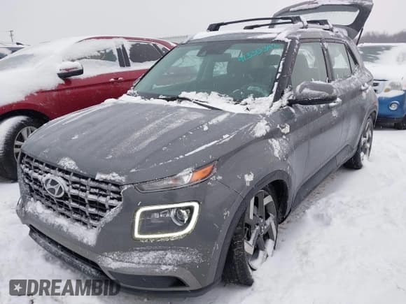 ✅ 2021 Hyundai Venue SEL • VIN: KMHRC8A36MU099164 • Lot: 41335342. Listed on IAAI with 27,484 mi. Free auction sales archive from the USA and detailed vehicle history report at DreamBid. Image 2.
