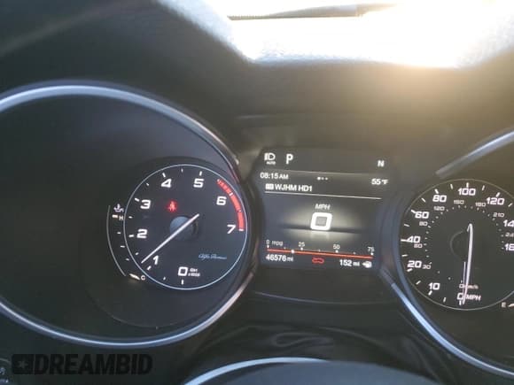 ✅ 2019 Alfa Romeo Stelvio Ti Sport • VIN: ZASPAKBN0K7C39954 • Lot: 90711835. Wystawiony na Copart z przebiegiem 46 576 mil. Bezpłatny archiwum sprzedaży aukcyjnych z USA i szczegółowy raport historii pojazdu na DreamBid. Zdjęcie 9.