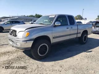 ✅ 2001 Toyota Tundra SR5 • VIN: 5TBRT34191S147718 • Лот: 87109615. Опубликован ранее на Copart с пробегом 116 479 миль. Бесплатный доступ к архиву аукционных продаж из США и подробный отчёт об истории автомобиля на DreamBid. Изображение 1.