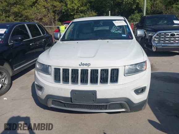 ✅ 2015 Jeep Grand Cherokee Limited • VIN: 1C4RJEBG1FC841375 • Lot: 43271510. Listed on IAAI with 179,856 mi. Free auction sales archive from the USA and detailed vehicle history report at DreamBid. Image 12.
