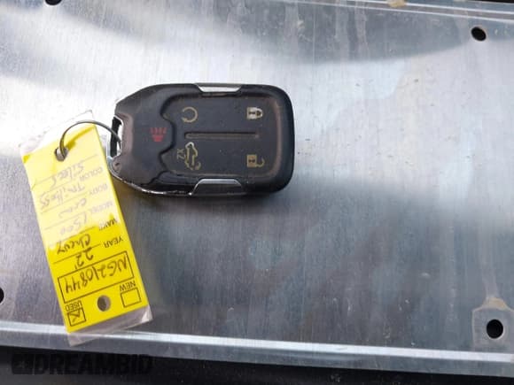 ✅ 2022 Chevrolet Silverado 1500 LT Trail Boss • VIN: 3GCPYFED3NG210844 • Lot: 42403476. Wystawiony na IAAI z przebiegiem 14 197 mil. Bezpłatny archiwum sprzedaży aukcyjnych z USA i szczegółowy raport historii pojazdu na DreamBid. Zdjęcie 11.