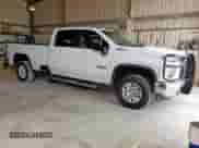 2021 Chevrolet Silverado 3500HD LT z VIN 1GC4YTEY5MF264828, wystawiony jako Copart lot #64197065 z przebiegiem Nie podano mil oraz Szkoda całkowita • Salvage title. Historia ofert i sprzedaży dostępna na DreamBid. Obrazek 4.