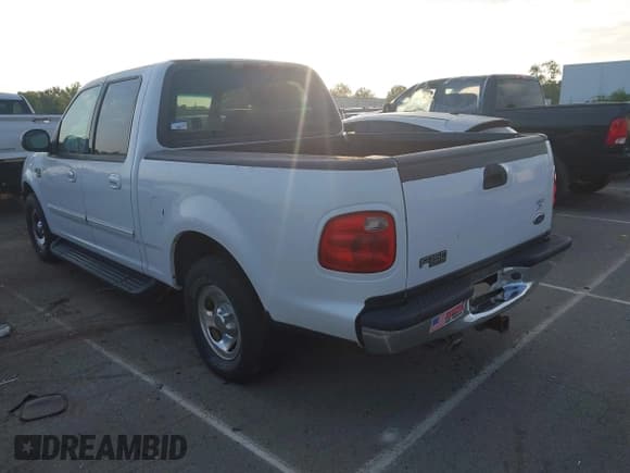 ✅ 2001 Ford F-150 XLT • VIN: 1FTRW07W31KE00138 • Lot: 42827532. Listed on IAAI with 309,413 mi. Free auction sales archive from the USA and detailed vehicle history report at DreamBid. Image 3.