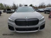 ✅ 2022 BMW 7 Series 750i xDrive • VIN: WBA7U2C06NCJ19281 • Lot: 92011085. Listed on Copart with 49,886 mi. Free auction sales archive from the USA and detailed vehicle history report at DreamBid. Image 5.