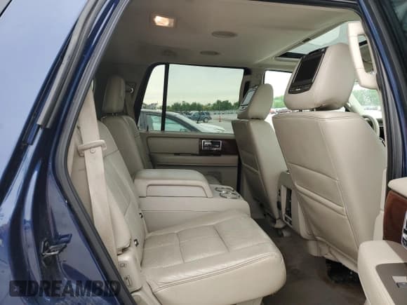 ✅ 2011 Lincoln Navigator • VIN: 5LMJJ2J51BEJ01182 • Лот: 55038805. Опубликован ранее на Copart с пробегом 152 638 миль. Бесплатный доступ к архиву аукционных продаж из США и подробный отчёт об истории автомобиля на DreamBid. Изображение 11.