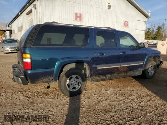 2004 Chevrolet Suburban LT с VIN 1GNFK16Z84J296537, выставлен на аукционе Copart как лот 77805744 с пробегом 281 662 миль миль и Чистый • Clean title. История ставок и продаж доступна на DreamBid. Изображение 3.