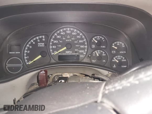 ✅ 2000 GMC Sierra 1500 SLE • VIN: 2GTEC19T3Y1302186 • Lot: 43560936. Wystawiony na IAAI z przebiegiem Nie podano. Bezpłatny archiwum sprzedaży aukcyjnych z USA i szczegółowy raport historii pojazdu na DreamBid. Zdjęcie 7.