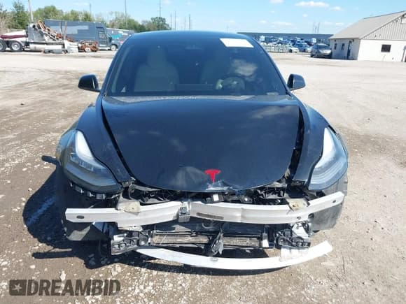 ✅ 2020 Tesla Model 3 Performance • VIN: 5YJ3E1EC5LF641674 • Lot: 43319299. Wystawiony na IAAI z przebiegiem 141 476 mil. Bezpłatny archiwum sprzedaży aukcyjnych z USA i szczegółowy raport historii pojazdu na DreamBid. Zdjęcie 12.