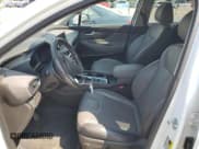 ✅ 2020 Hyundai Santa Fe SEL • VIN: 5NMS3CAA4LH289509 • Lot: 66092844. Wystawiony na Copart z przebiegiem 38 468 mil. Bezpłatny archiwum sprzedaży aukcyjnych z USA i szczegółowy raport historii pojazdu na DreamBid. Zdjęcie 7.