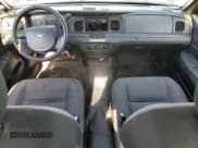 ✅ 2009 Ford Police Interceptor • VIN: 2FAHP71V19X139396 • Lot: 80321825. Wystawiony na Copart z przebiegiem 82 376 mil. Bezpłatny archiwum sprzedaży aukcyjnych z USA i szczegółowy raport historii pojazdu na DreamBid. Zdjęcie 8.