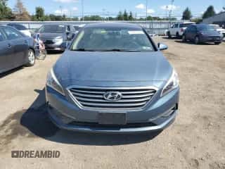 2015 Hyundai Sonata SE z VIN 5NPE24AF4FH210896, wystawiony jako Copart lot #71441175 z przebiegiem 129 290 mil mil oraz Czysty tytuł • Clean title. Historia ofert i sprzedaży dostępna na DreamBid. Obrazek 5.