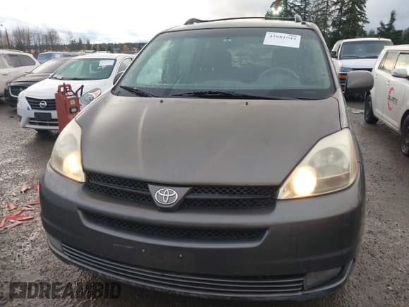 ✅ 2005 Toyota Sienna XLE Limited • VIN: 5TDBA22C85S029971 • Lot: 43881544. Listed on IAAI with 233,178 mi. Free auction sales archive from the USA and detailed vehicle history report at DreamBid. Image 6.