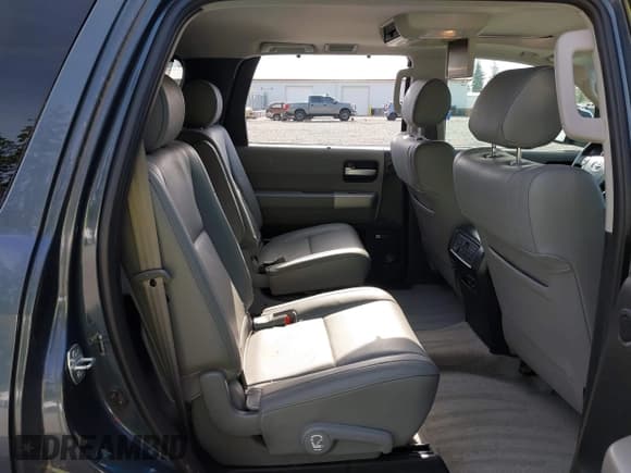 ✅ 2008 Toyota Sequoia Limited • VIN: 5TDBY68A98S014652 • Лот: 42432741. Опубликован ранее на IAAI с пробегом 92 186 миль. Бесплатный доступ к архиву аукционных продаж из США и подробный отчёт об истории автомобиля на DreamBid. Изображение 8.